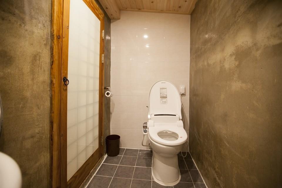 Ohnewwall Guesthouse จอนจู ภายนอก รูปภาพ