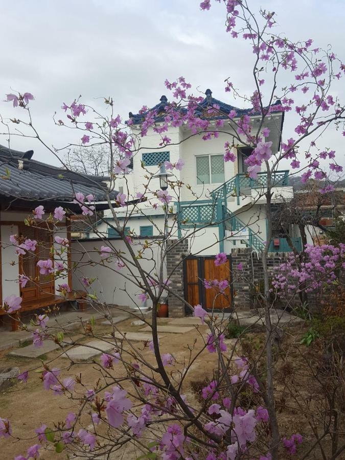 Ohnewwall Guesthouse จอนจู ภายนอก รูปภาพ